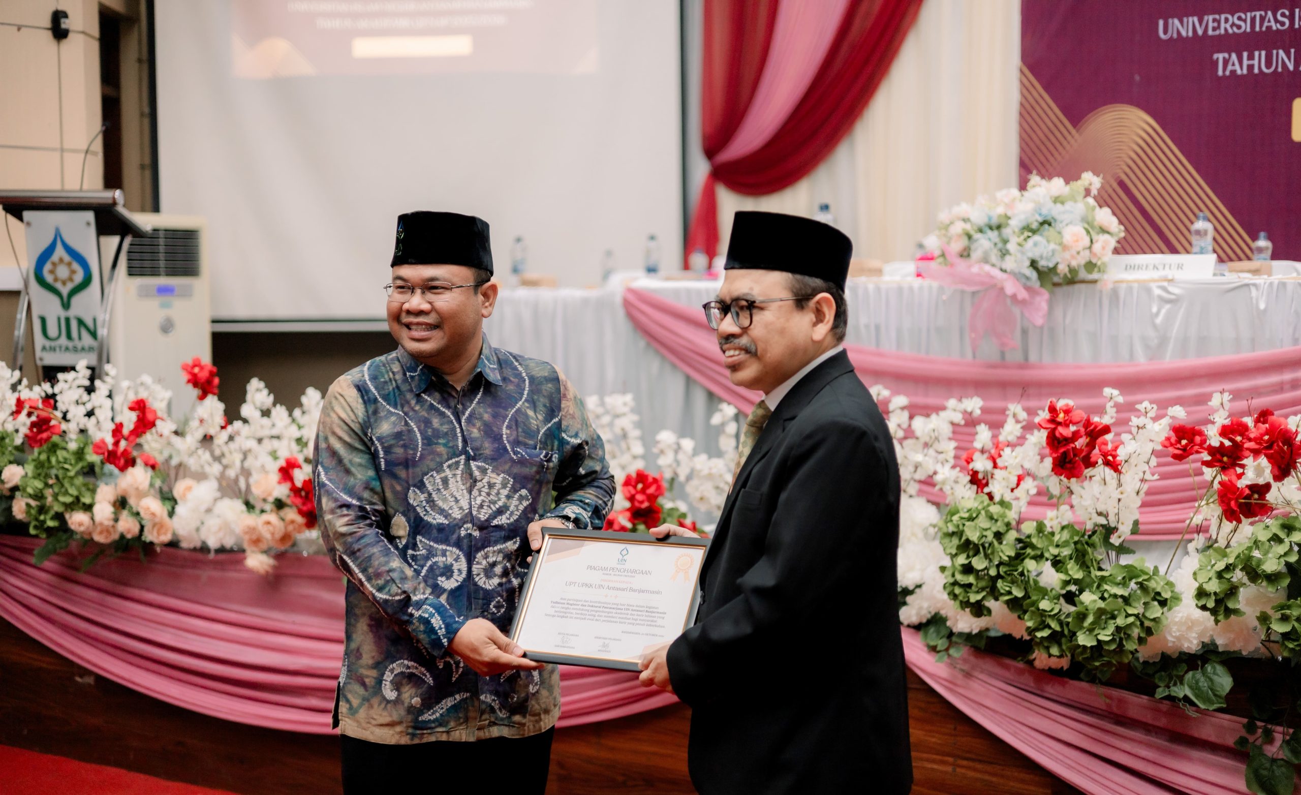 Bekali Lulusan Hadapi Dunia Kerja dan Studi Lanjut, UPKK UIN Antasari Gelar Sosialisasi di Acara Yudisium Pascasarjana
